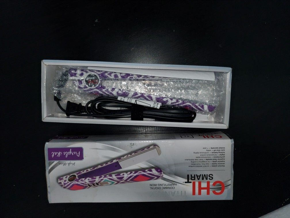 CHI Smart Titanium Ceramic Digital Hairstyling Iron, "Purple iKat"