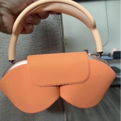Apple AirPod Max’s 