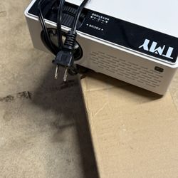 Projector And Brand New Screen 