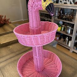 Flamingo party decor