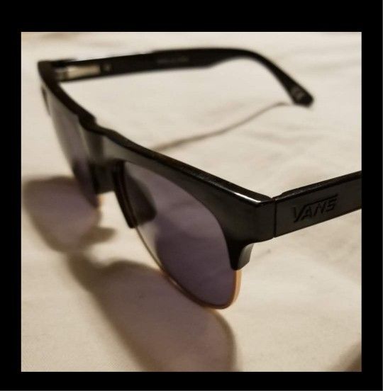 VANS Lawler Sun glasses  