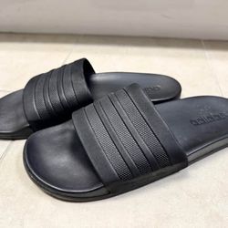 Brand New Adidas ADILETTE COMFORT SLIDES size Large 9-11.5