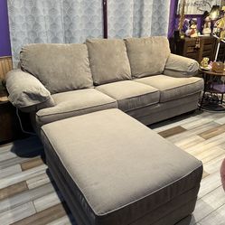 Gently Used Bassett Sofa With Chaise And Storage 