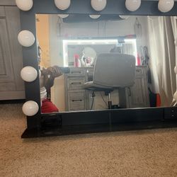 40x28 In Hollywood Style Vanity Mirror 