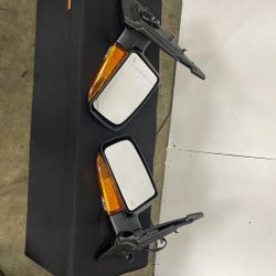 2006 Ford Expedition Side Mirrors
