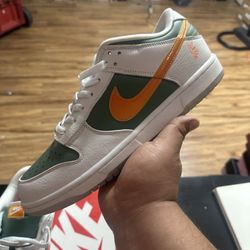 NIKE DUNKS LOW NY VS NY 