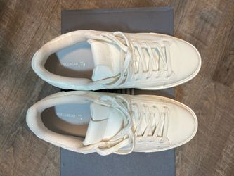 PULL&BEAR Men's White Low Top Lace Up Athletic Sneakers Solid