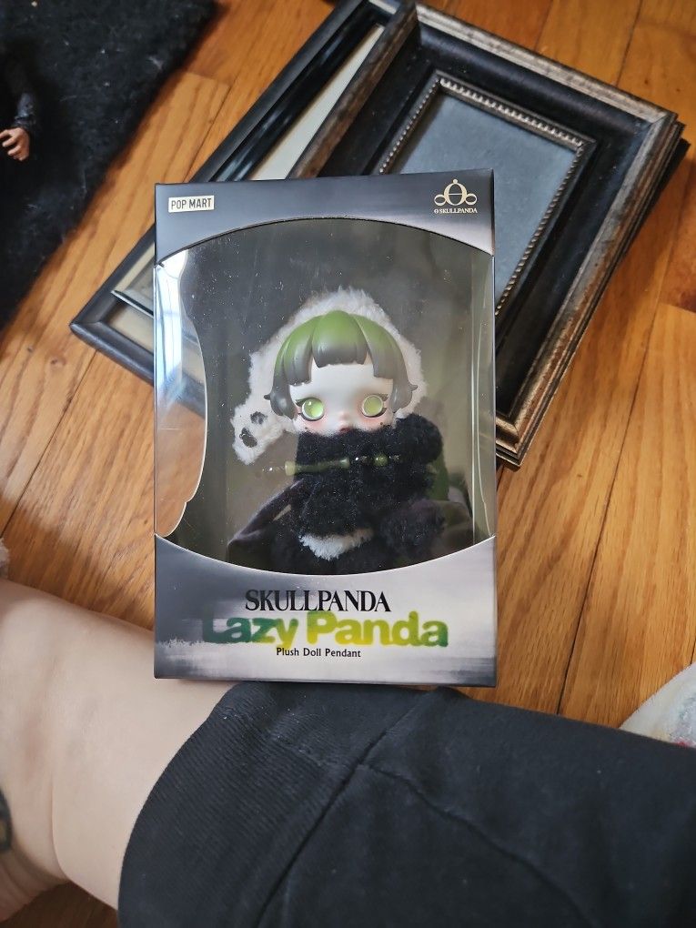 Skull Panda Lazy Panda 