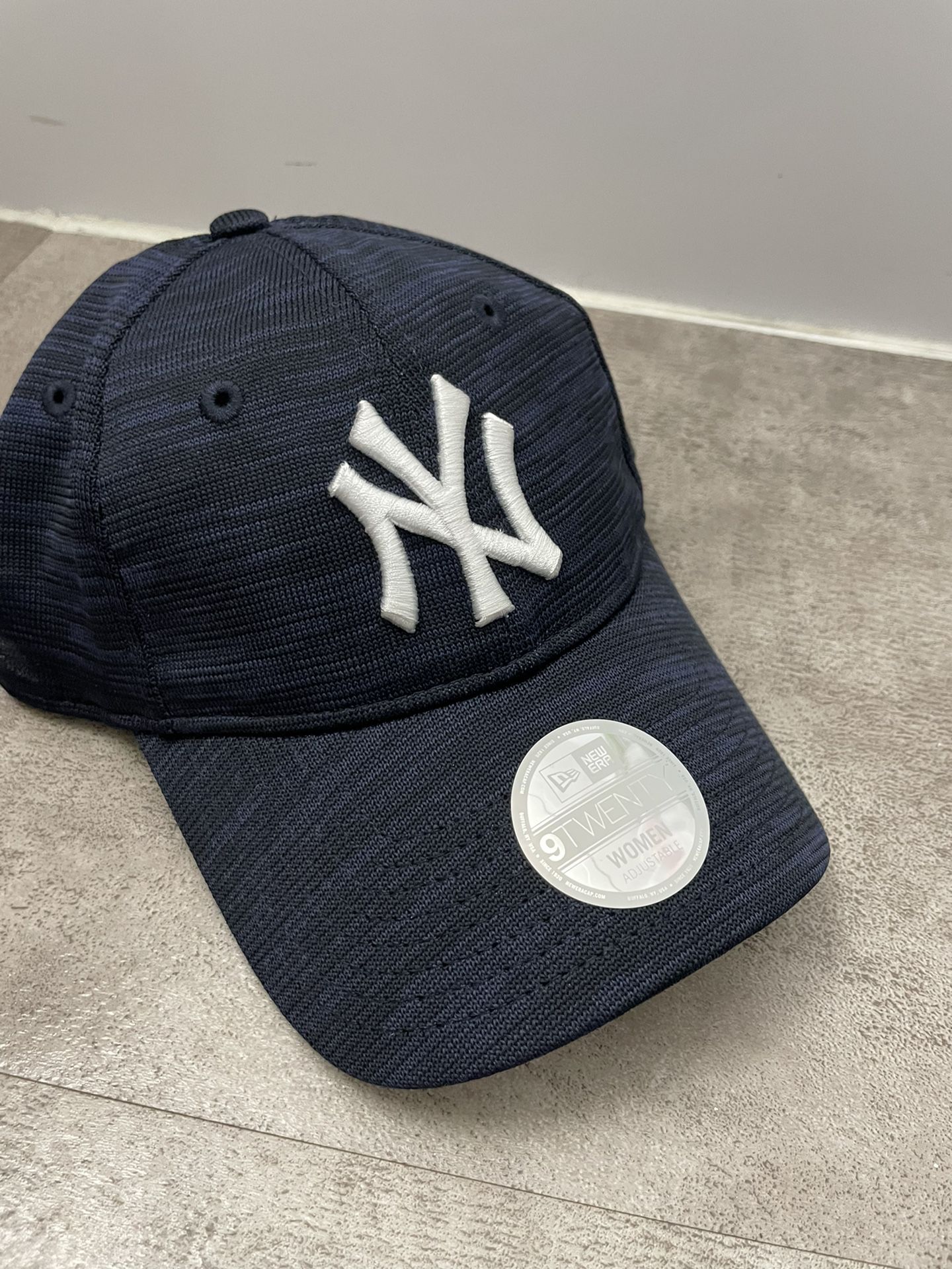 Yankees Stuff for Sale in New York, NY - OfferUp