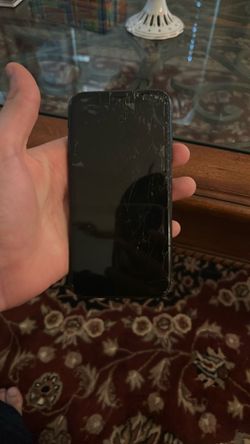 iPhone Xr Screen Needs To Be Fixed Everything Else 👍