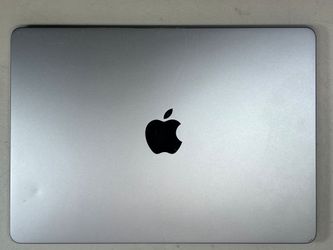 MacBook Air M2 2022 13.6" 8GB RAM 256GB SSD ~ Laptop