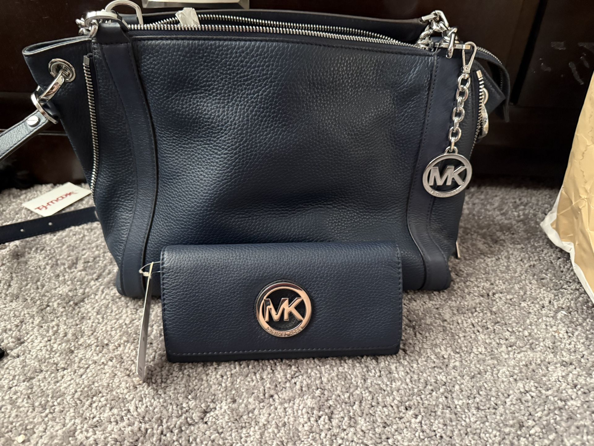 Michael Kors Stanthorpe Navy Leather Large Crossbody Satchel and Wallet