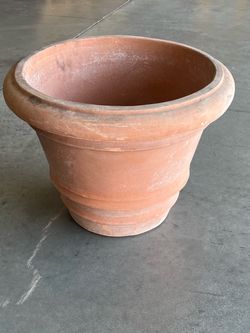 Terracotta planter Small