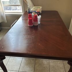 Solid Wood Expandable Dining Room Table 