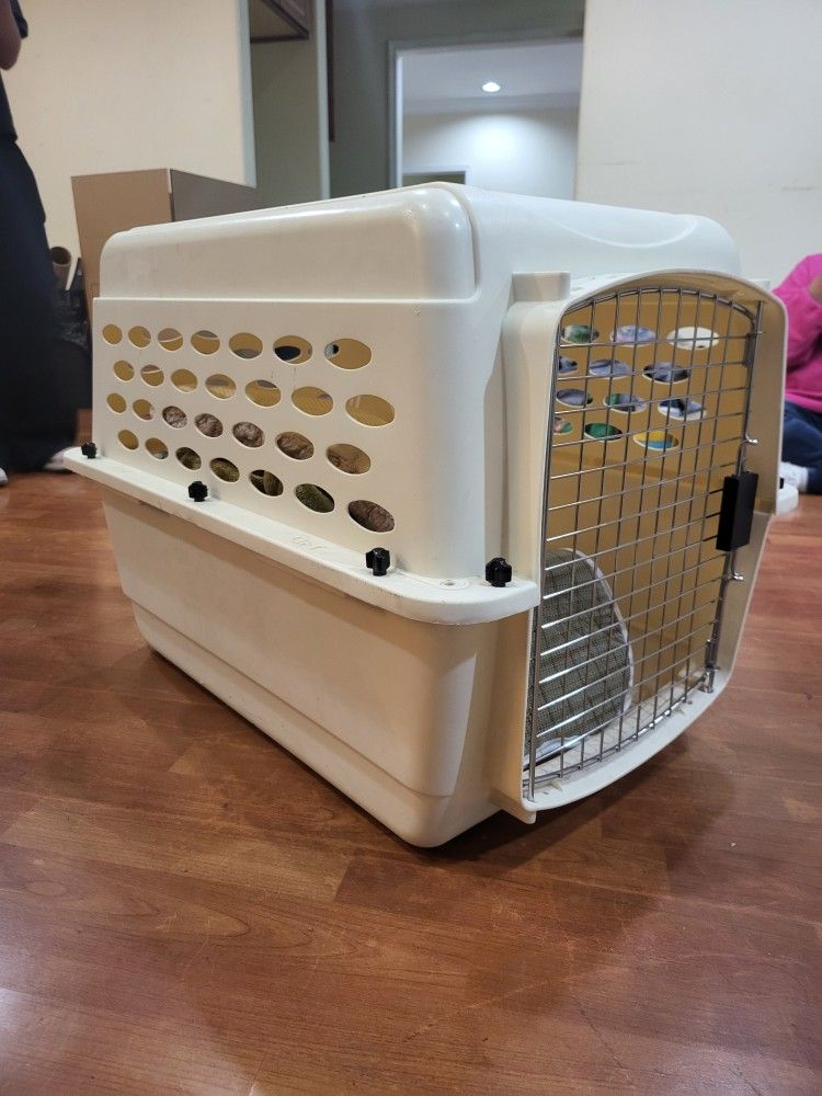 Portable Kennel For Dogs - Used
