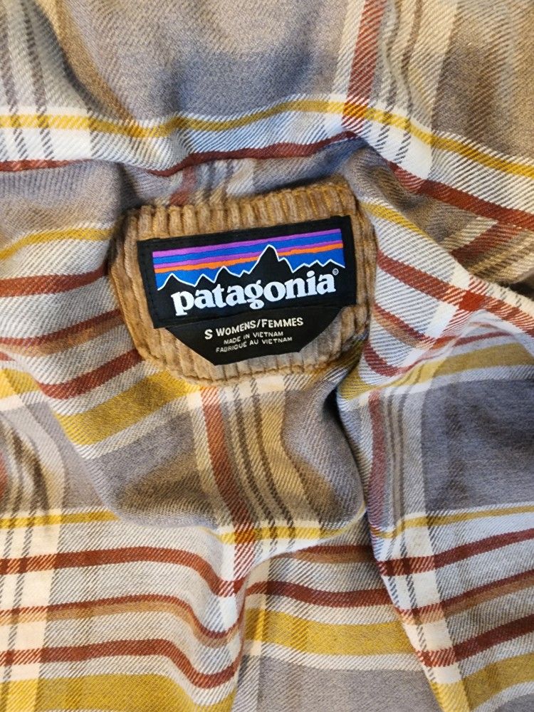 Patagonia Fjord Corduroy Size Small Jacket 