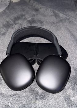 AirPods Max Space Gray
