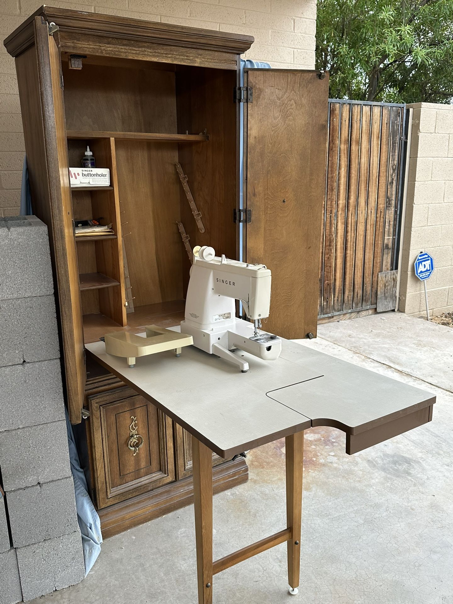 Singer Sewing Machine Cabinet