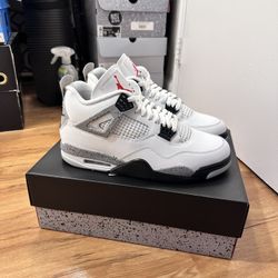 White Cement Jordan 4 Size 11. Dead Stock With Receipt, Meet Up Only.