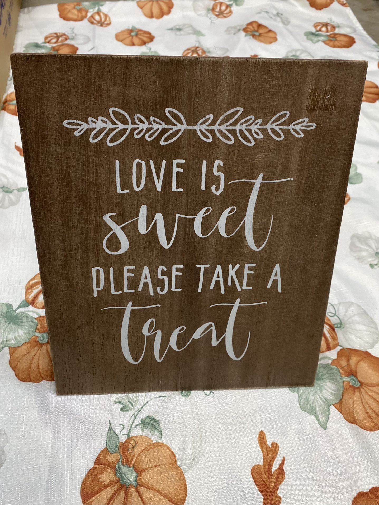 Wedding Treat Sign