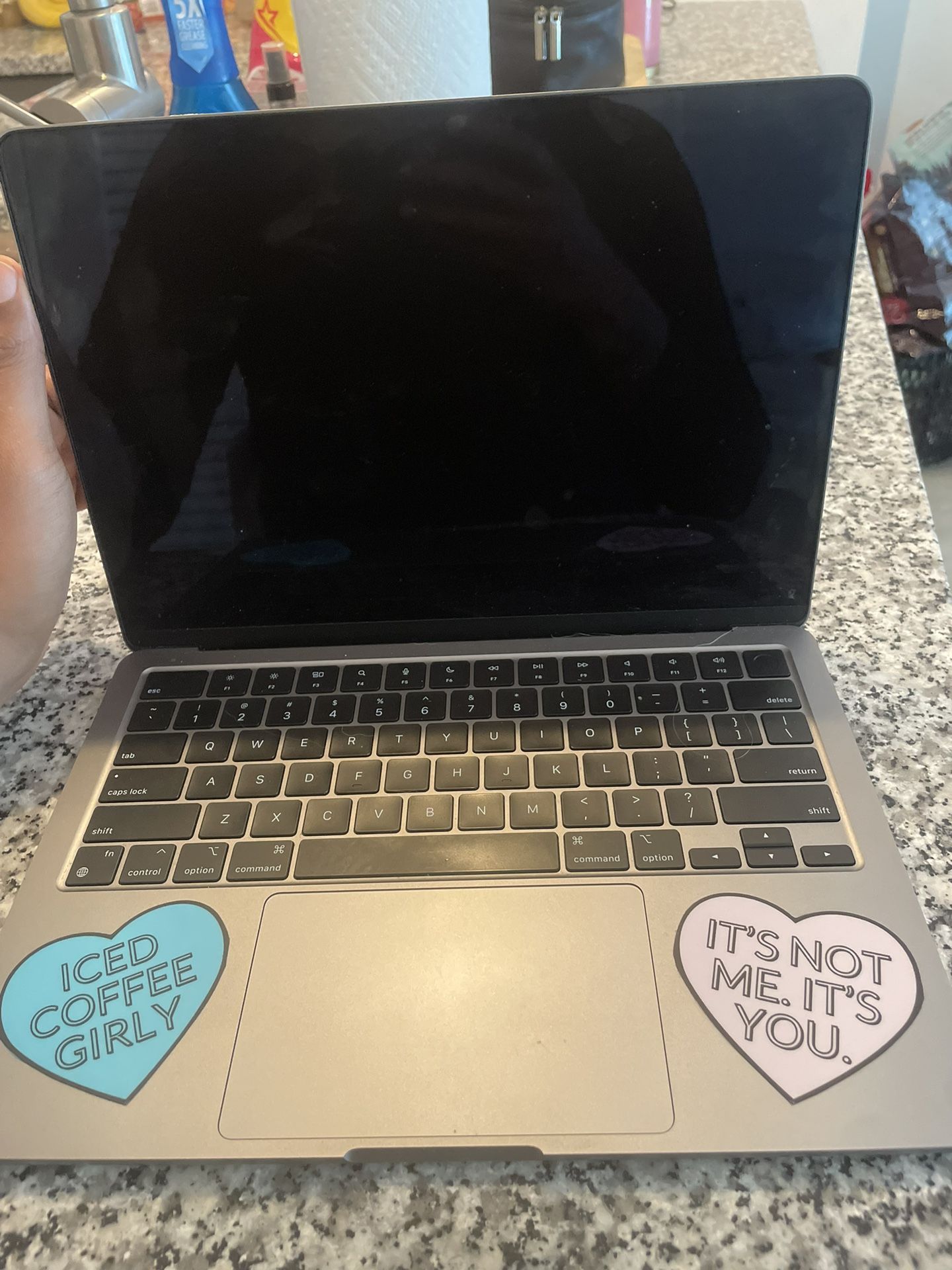 MacBook 22