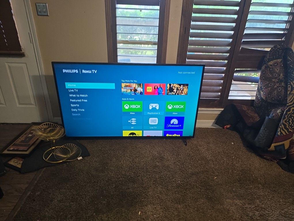 Phillips 65" Class 4k  Ultra HD (2160p) ROKU Smart LED TV