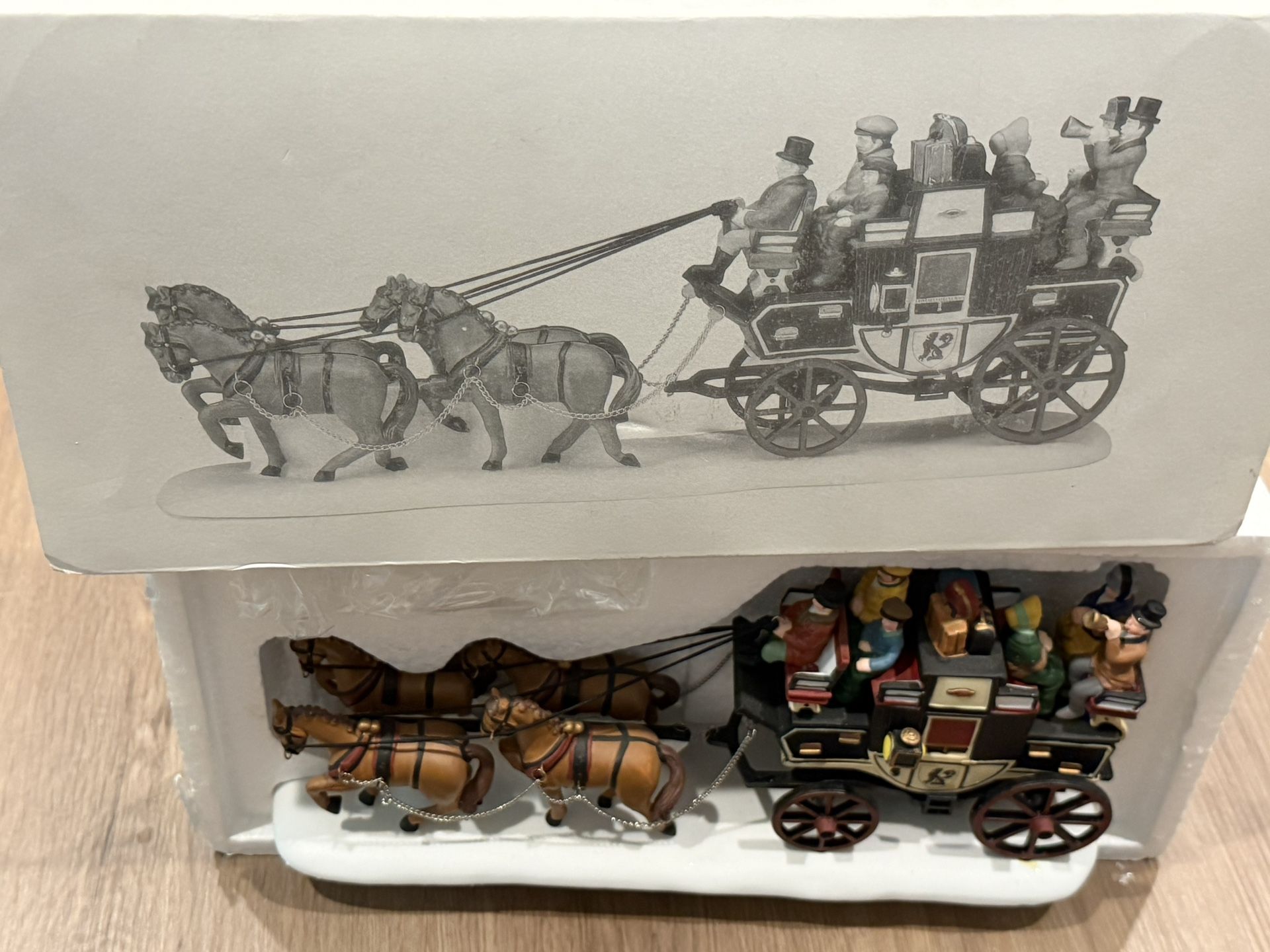 Dept. 56 Heritage Village Collection Holiday Coach 5561-1