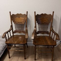 Vintage Costume Carved Red Tiger Oak Spindle Capitain Chair | Antique 