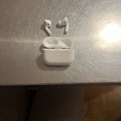 Apple AirPods Pro and charging case - First Generation