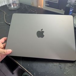 MacBook Air M2