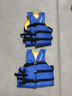 Youth Life Jackets – Defiance  – $20 for Pair (or $12 Each)