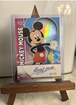 2026 Topps Disney Chrome Mickey Mouse Facsimile Autograph 07/28 #FA-1 RARE HOT!!