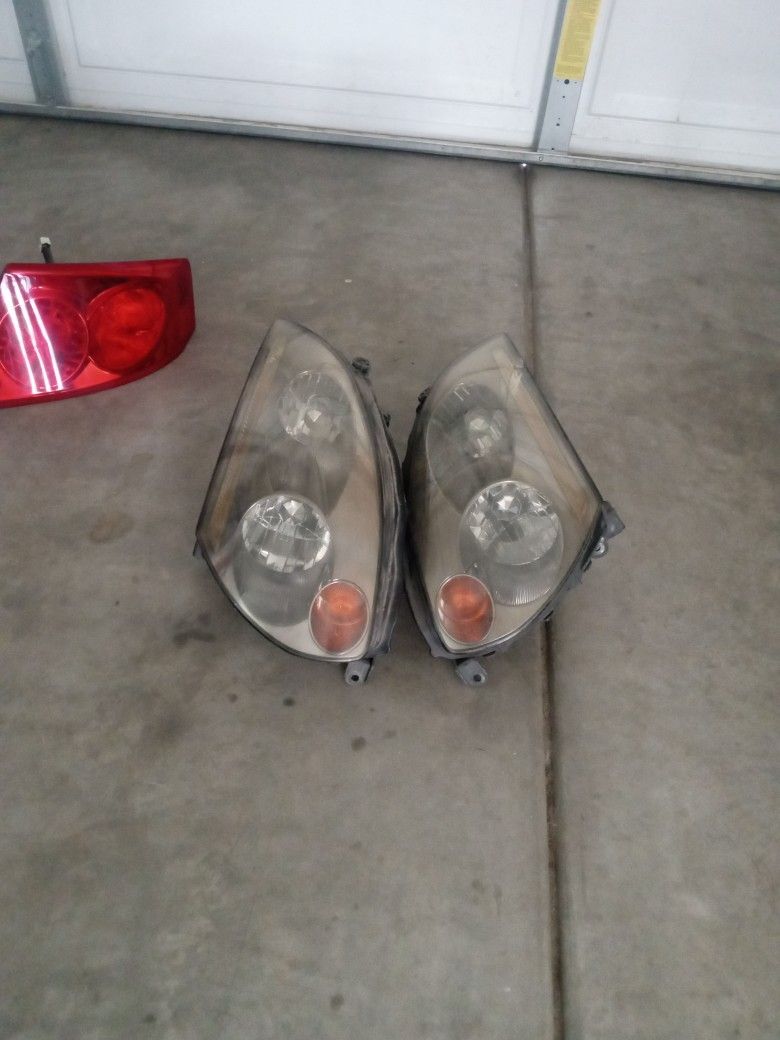 G35 Headlights & TailLights
