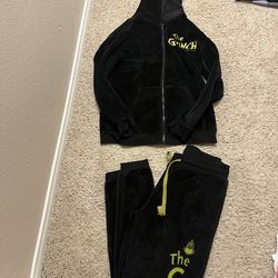 The Grinch outfit