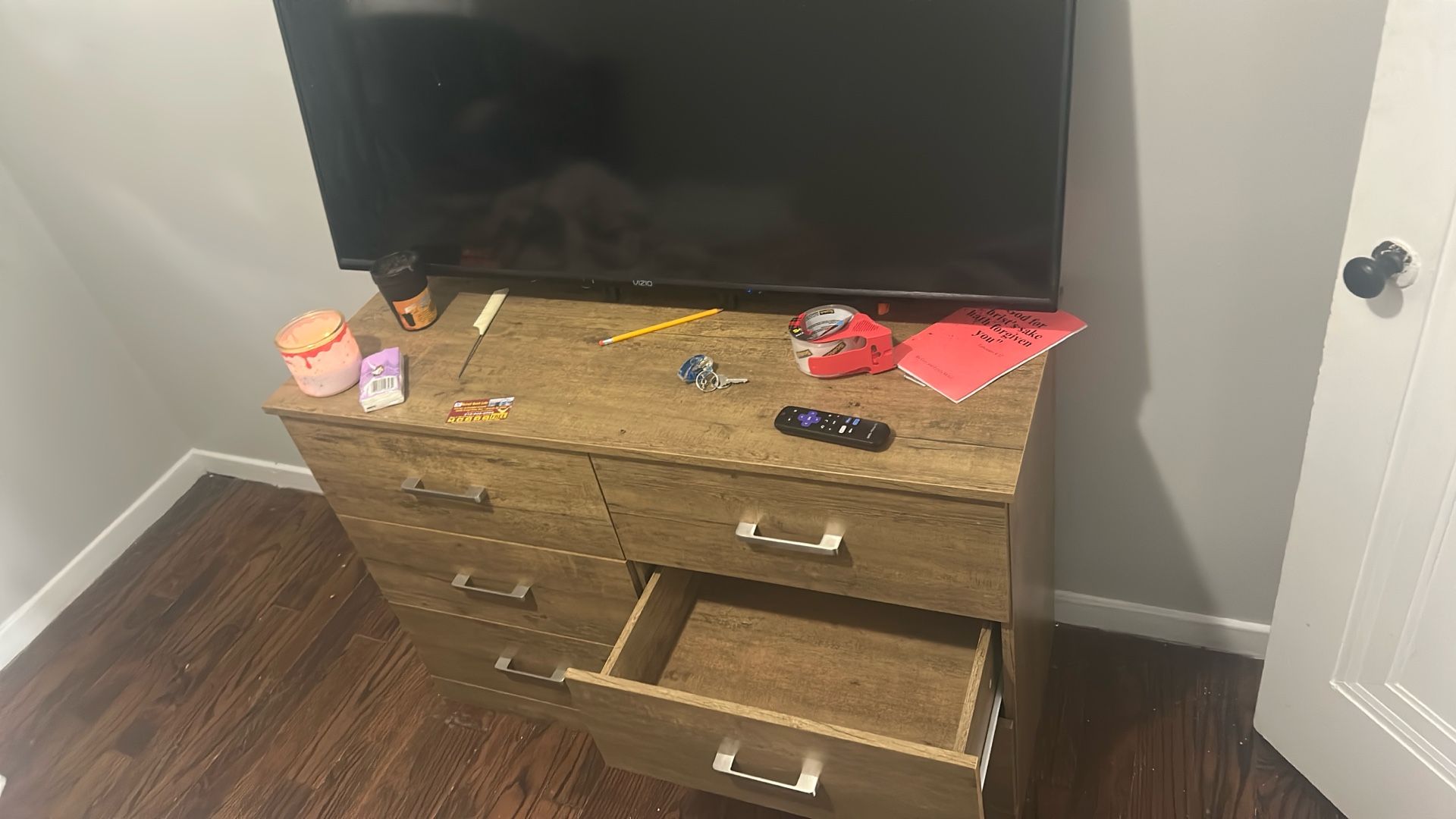 Dresser 