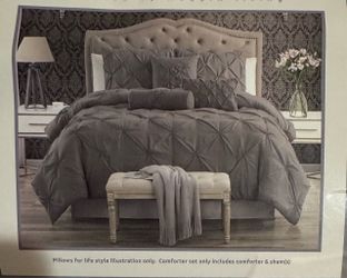 Gray Comforter 3 Piece Set Comforter and 2 Pillow Shams Full / Queen