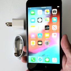 iPhone 6 Plus - UNLOCKED - Like New 