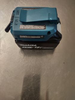 Makita USB Fast Charger 3 Mil Amp Adapter Only