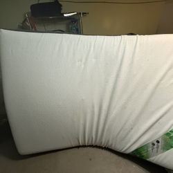 Queen mattress 