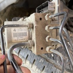 Ford F150 ABS Module 5.0 4wd 2011-2014 
