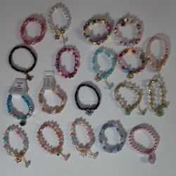 Lots Of Brand New  Beaded Bracelets/ Pulseras $35 For All