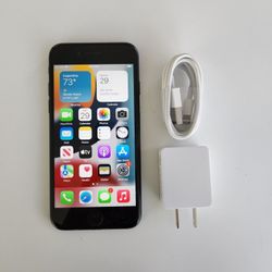 iPhone 7 - UNLOCKED - Like New