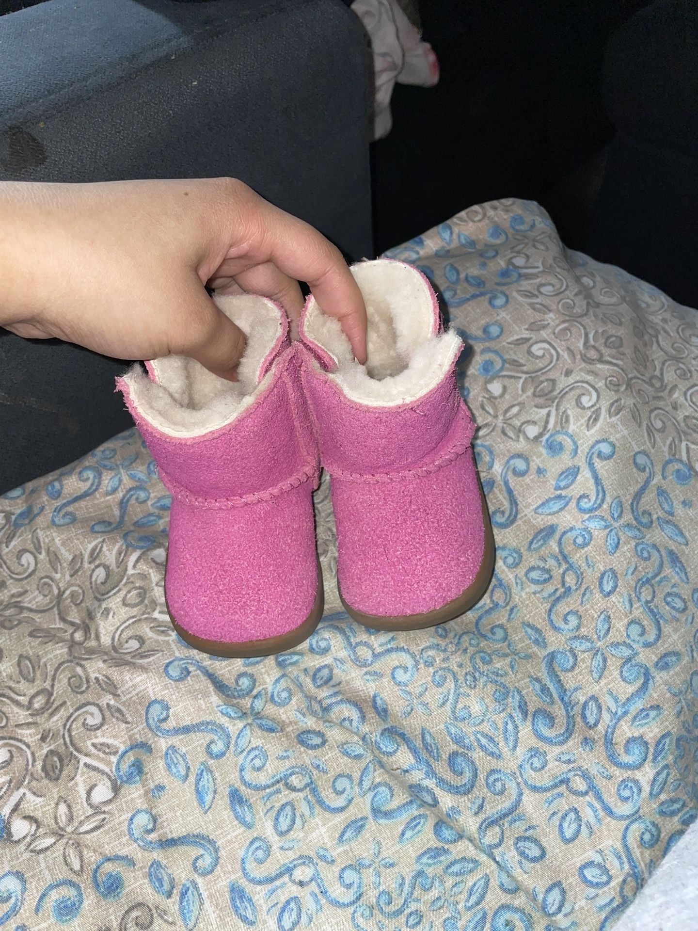 Baby Uggs Hard Bottom Size 1c