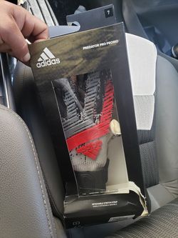 Adidas predator pro soccer gloves