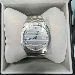 NIB Silver Gucci Watch