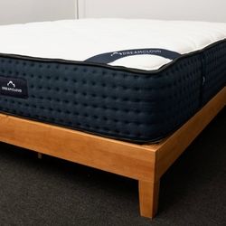 Dreamcloud Twin Mattress 