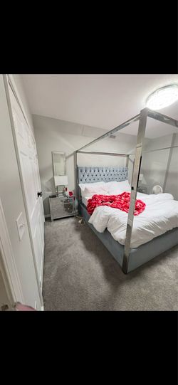 King size bed