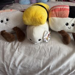 three piece sushi collection plushies