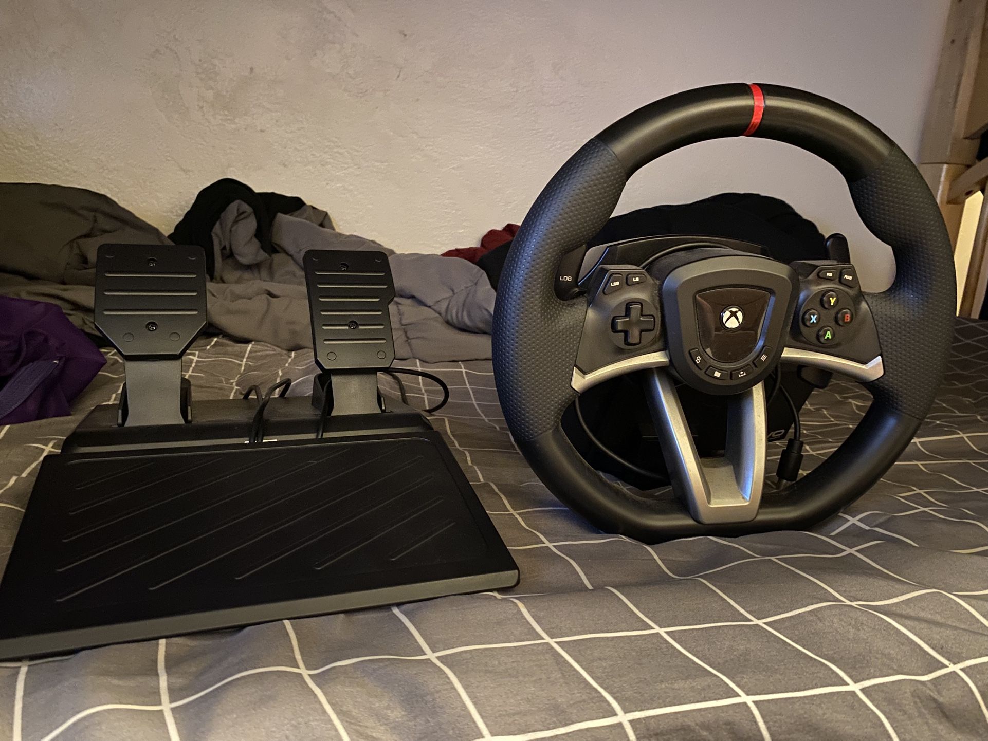 Xbox Steering wheel and paddles