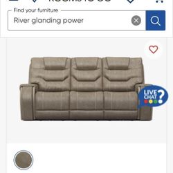 Recliner Couch 🛋️ With Chargers And Cup Holders! 